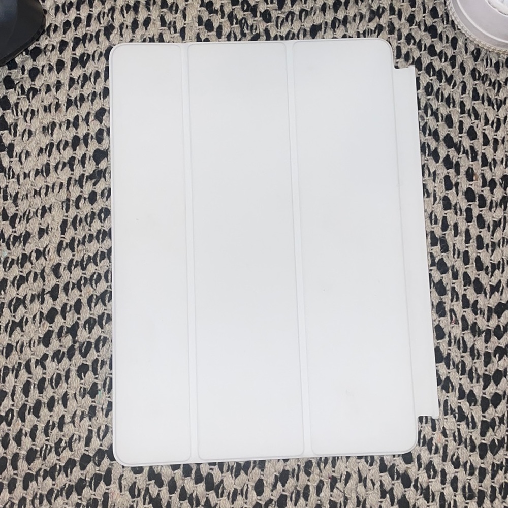 Apple IPad cover